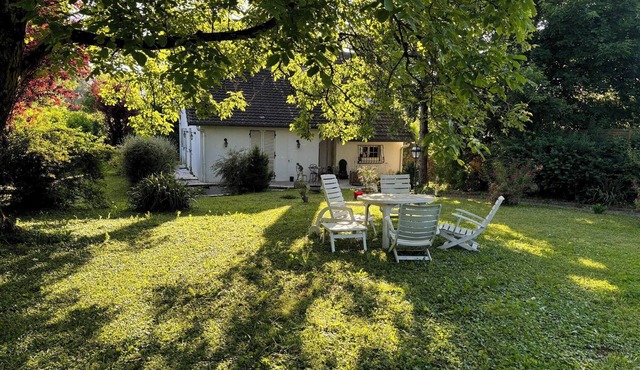 Agréable Maison de Ville Avec Tout à Proximité !