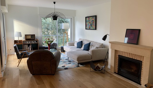 Agréable Maison de Ville à 7 Minutes de Paris