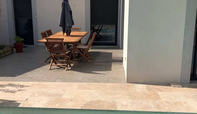 Agréable Villa Avec Piscine