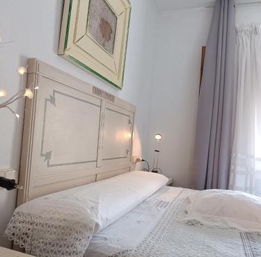 Agradable casa con zona de relax y aparcamiento