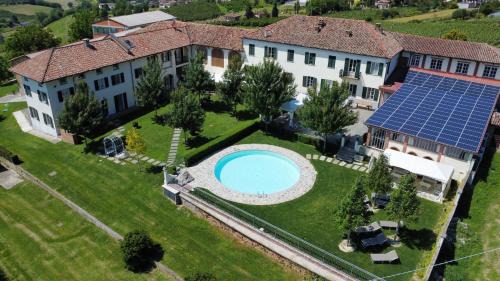 Agriturismo Podere La Piazza in Costigliole dʼAsti