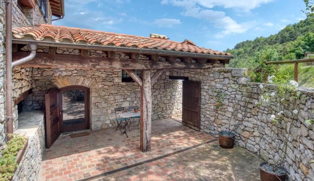 Agroturismo Garrotxa pareja-familia