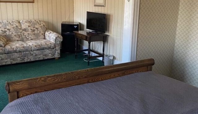 AH #21 · AH #21 Queen Suite w/SS/Fridge