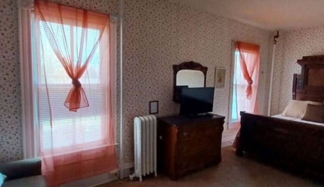 AH #3 · AH #3 Queen Suite/SS/Shower/Fridge