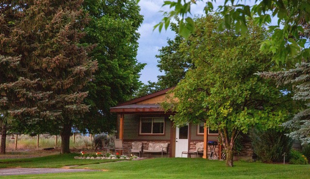 Ahhh, Montana! Peace & Quiet With Spectacular Views!