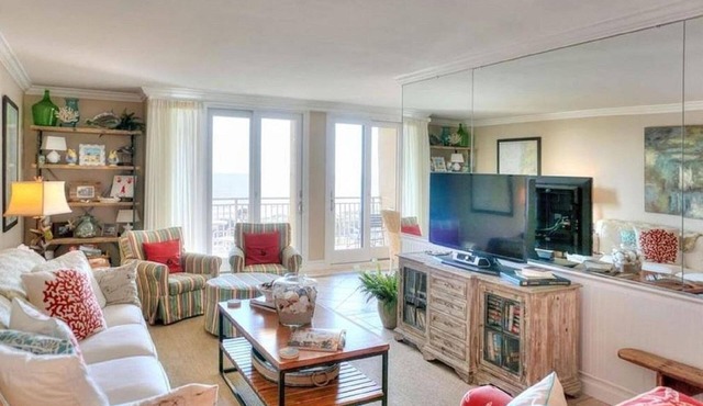 Ahhhhhh.Life is Good at the Beach!