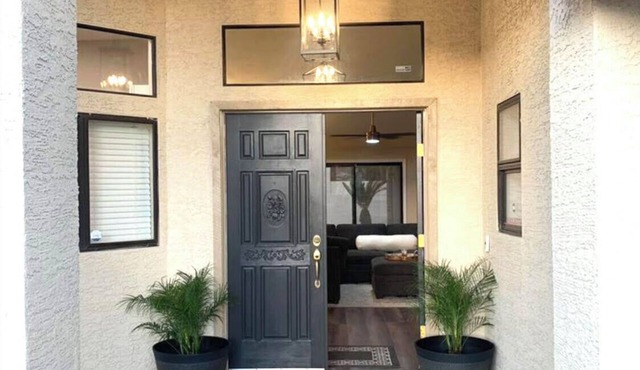 Ahwatukee Foothills Retreat in quiet neighborhood! Close to everything!