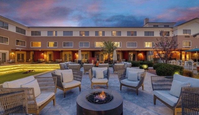 Aiden by Best Western Scottsdale North