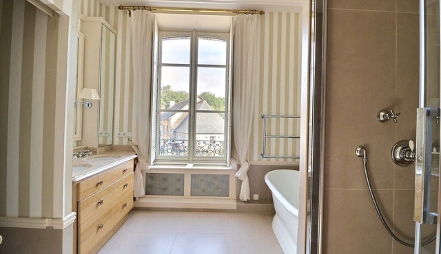 Aimée Dalton Luxury Room with very large terrace