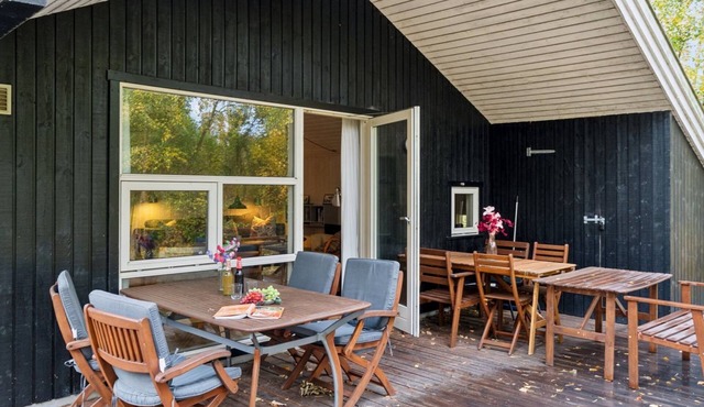 "Aimo" - 300m from the sea by Interhome