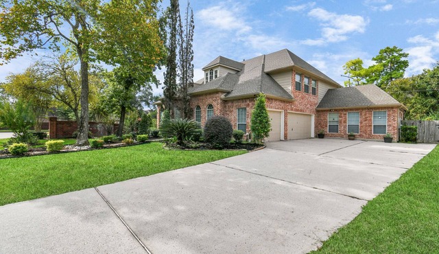 AINIK Mini-mansion - Near WILLOWBROOK Mall