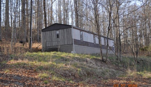 Air bnb or vacation getaway on Cumberland river!