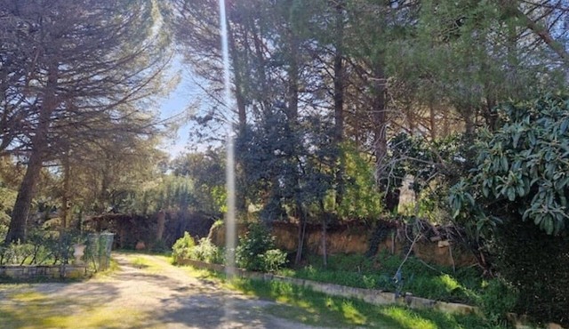 Air-conditioned house for 6 in the countryside near Avignon