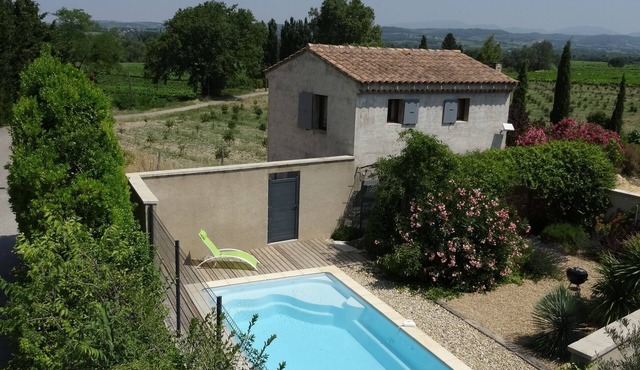 Air-conditioned house with heated swimming pool