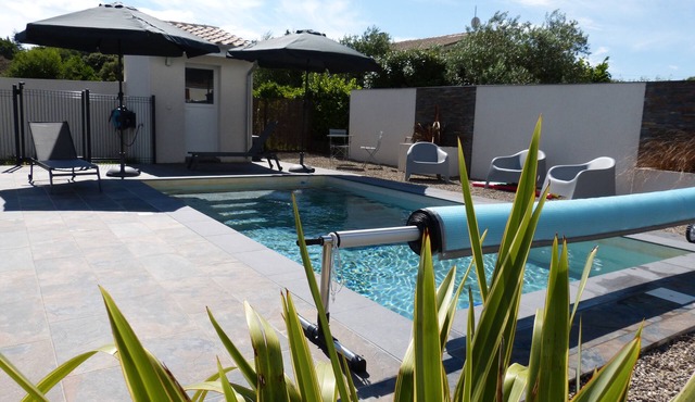 Air-conditioned villa with private pool near the Ardèche gorges