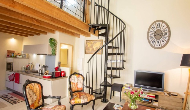Air-conditioned house with terrace in the heart of Périgord