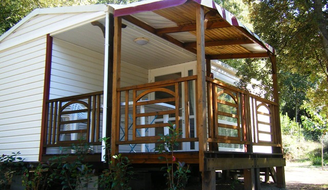 AIR CONDITIONED MOBILE HOME ALL EQUIPPED 800 M FROM THE BEACH.