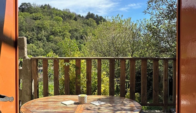 air-conditioned and renovated medieval village house - free wifi