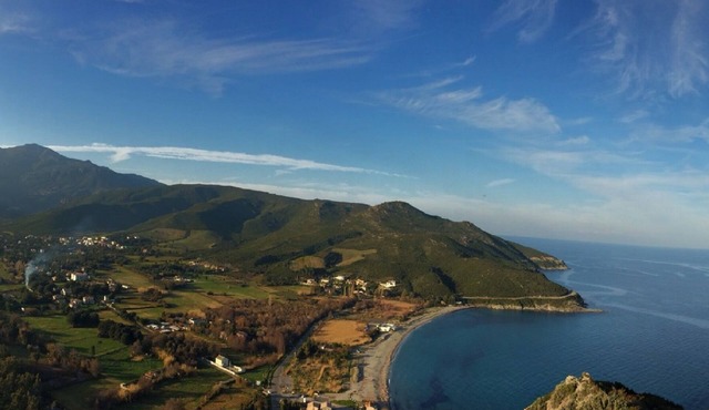 Air-conditioned apartment rental deals LOFT, QUIET site, 1km beach