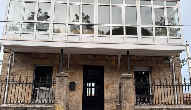 Air-conditioned apartment in a unique building