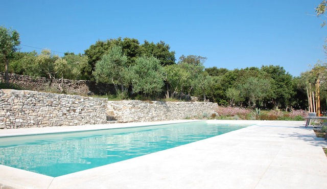 AIR CONDITIONED ARCHITECT VILLA, HEATED SWIMMING POOL, CLOSE TO THE BEACHES 4bed/9guests