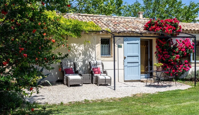 Air-conditioned B&B Provence Quiet Countryside Swimming pool Private SPA
