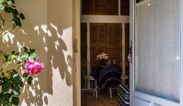 Air-conditioned B&B Provence Quiet Countryside Swimming pool Private SPA