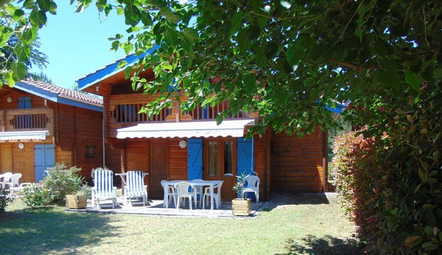 AIR-CONDITIONED CHALET 4/6 PEOPLE NEAR MIMIZAN WITH WIFI