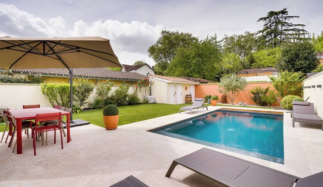 Air-conditioned family home with swimming pool - Bordeaux Caudéran, 10 min from the center