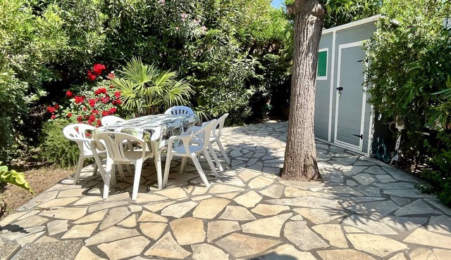 Air-Conditioned 3-Room House with Terrace, 800m from the Sea in Argelès-sur-Mer