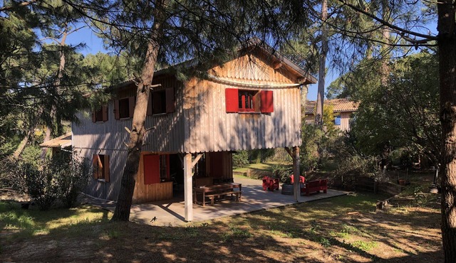 Air-conditioned wooden house with all comforts Sleeps 10 Plage des Américains Cap Ferree