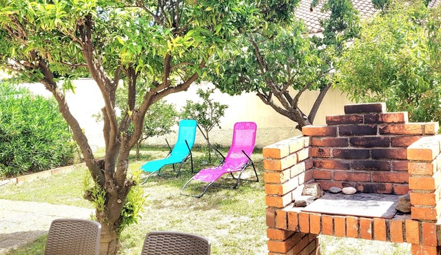 Air-conditioned 4-room house 3 km from the sea