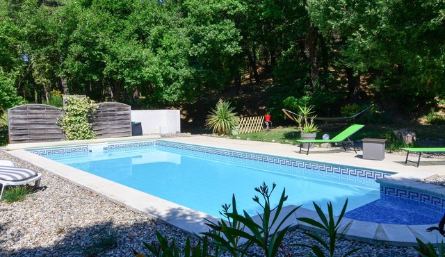 Air-conditioned villa and pool exclusively for you in Drôme provençale