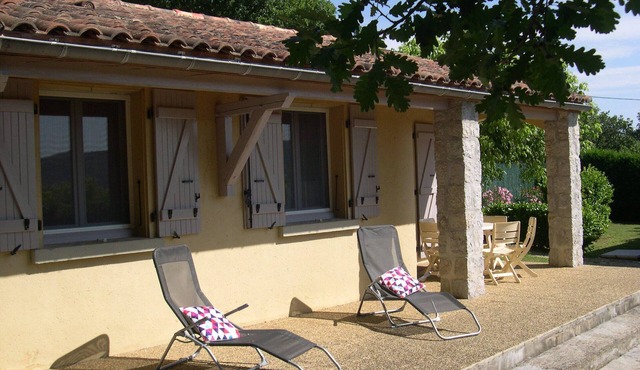 Air-conditioned gîte, Chauzon, Ardèche Méridionale.