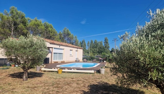 Air-conditioned house with private pool, absolute peace and quiet