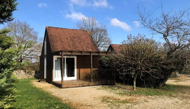 Air-conditioned Quercy Chalets (30m²) 6 people