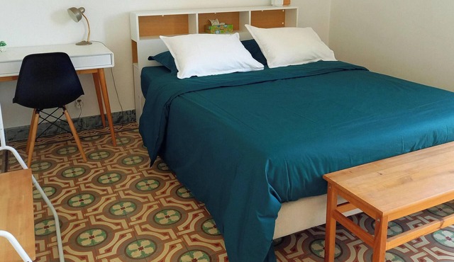 Air-conditioned room with bathroom, separate toilet and garage