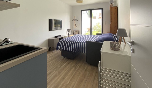 Air-conditioned studio with garden – 10 min from La Rochelle, near beaches