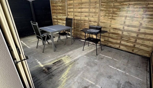 air-conditioned studio Le Porge for 2 persons