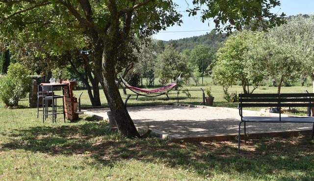 Air-conditioned Villa l'Oustalet with private pool and hammock