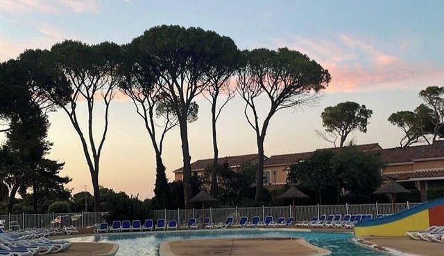 Air-conditioned villa with exceptional view of the 3 mills