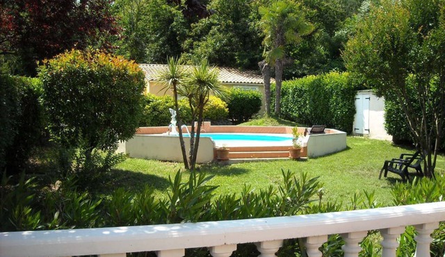 Air-conditioned self-catering cottage in the Cévennes with private pool