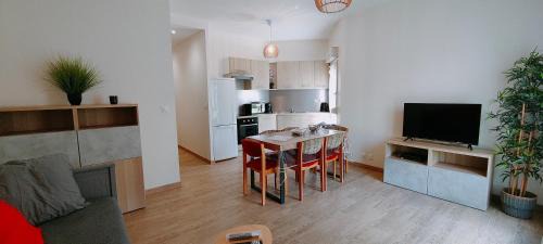 Air M&N'S # Paris - Aéroport CDG - Parc Astérix #