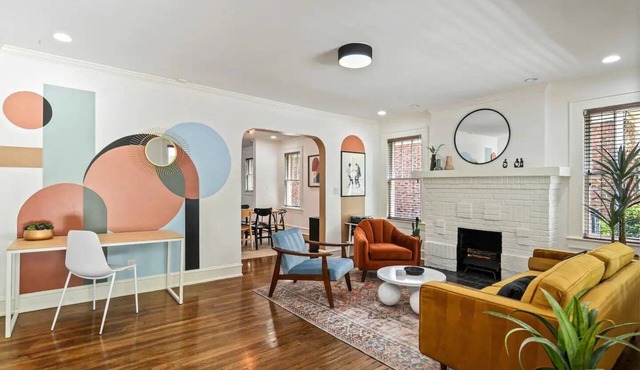 Airbnb.com/p/DesignedByDom - Over 425 Reviews