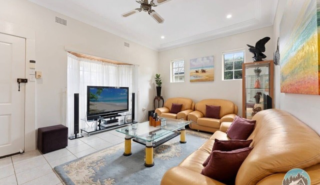 Aircabin - Blakehurst - Spacious - 5 Beds House