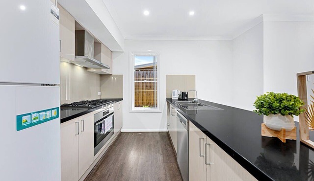 Aircabin - Norwest - Luxury Lovely - 4 Beds House