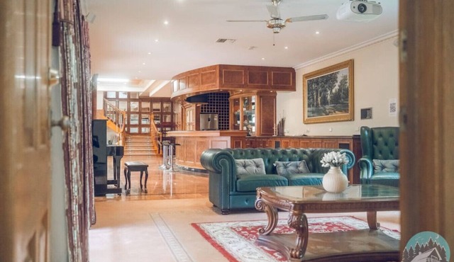 Aircabin｜Warrandyte | Luxury 8 Beds Holiday House