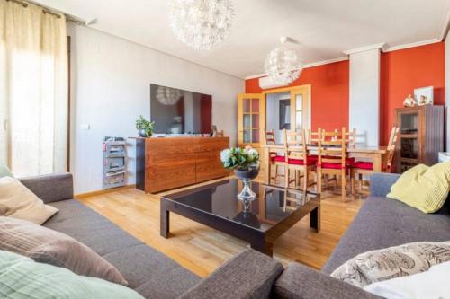Aires de Toledo apartamento familiar de Seseña cerca de Parque Warner y Madrid