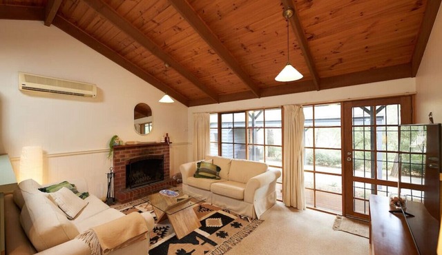 Aireys Garden Hideaway