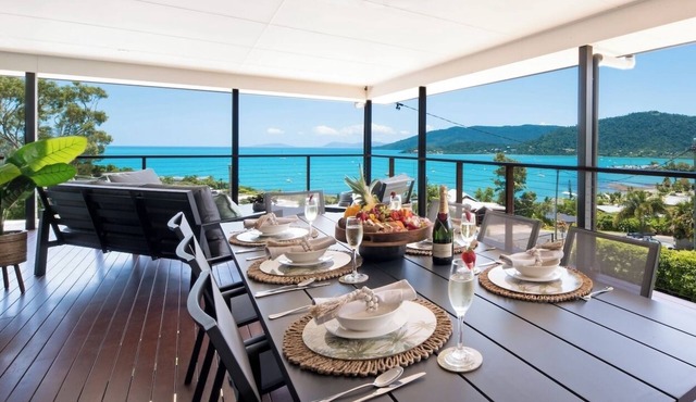 Airlie Beach Oasis Holiday Home | Private Pool & Stunning Water Views